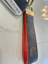 Load image into Gallery viewer, Louis Vuitton Key Rings