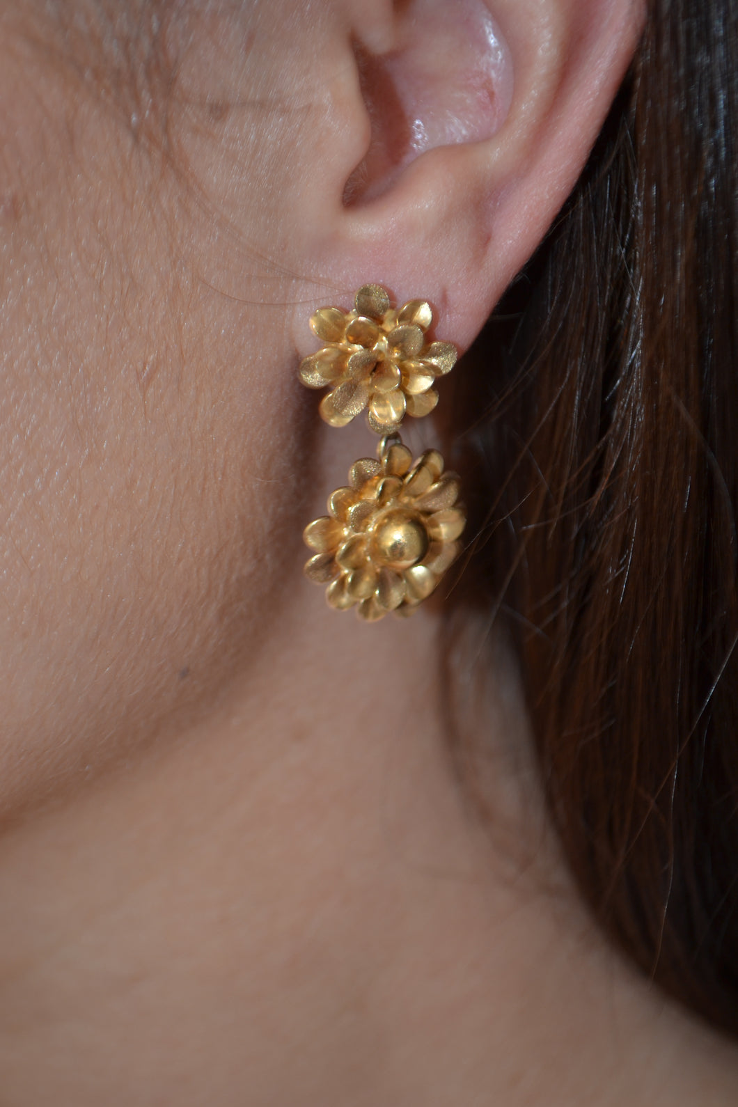 Vintage Gold Flower Earrings 