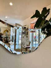 Load image into Gallery viewer, Preowned Oval Mirror Etched
