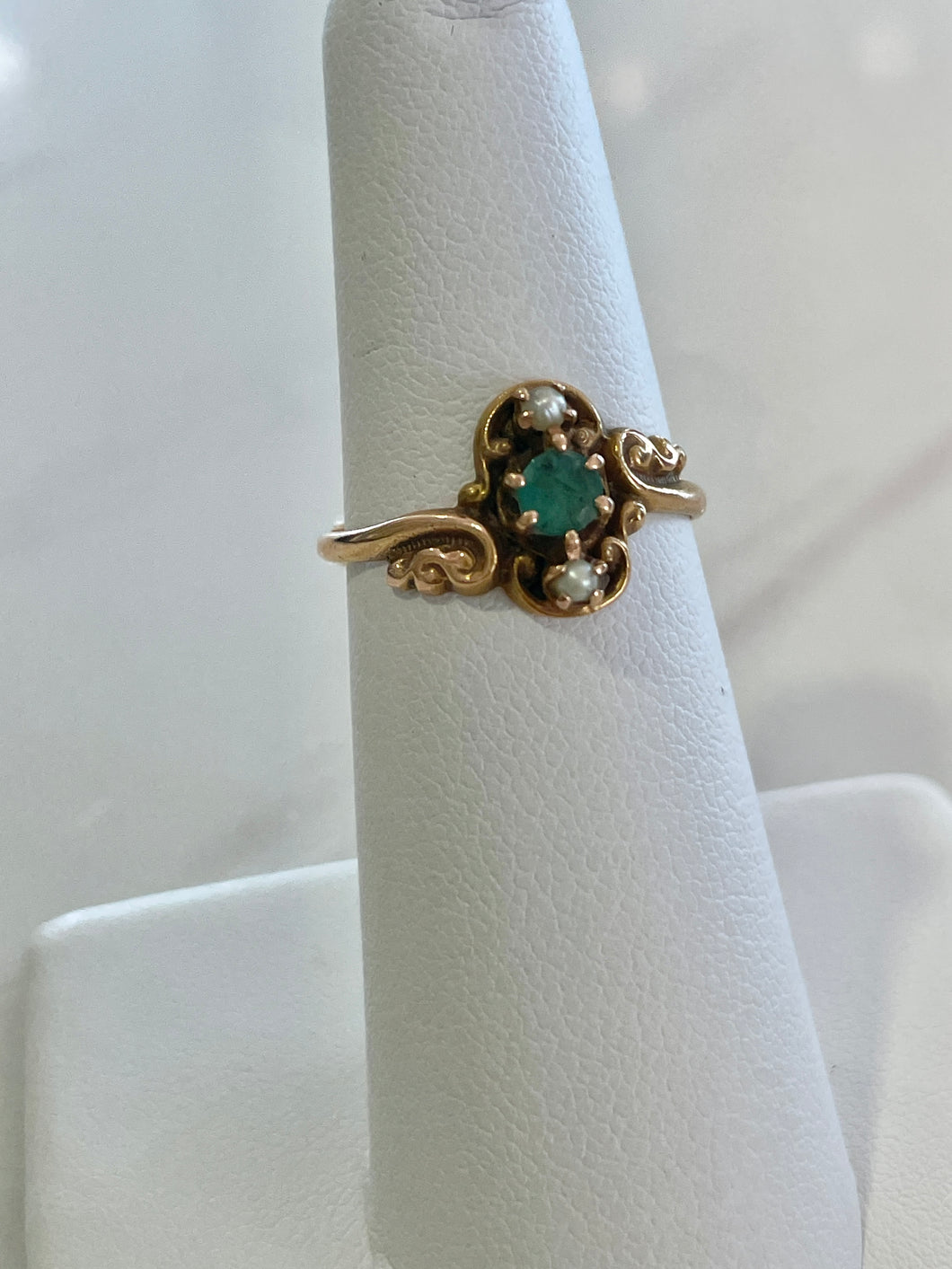 Vintage Emerald + Pearl Ring 