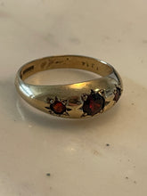 Load image into Gallery viewer, Vintage 3-Garnet Gypsy Ring
