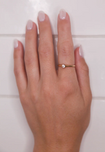 Load image into Gallery viewer, Vintage Diamond Solitaire Ring &quot;Dot&quot;
