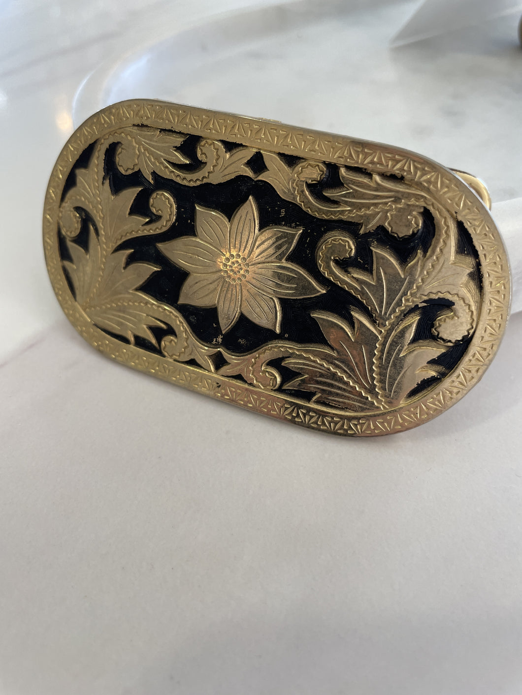Buckle brass/black preowned
