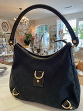 Load image into Gallery viewer, Vintage Gucci Abbey Black Shoulder Bag
