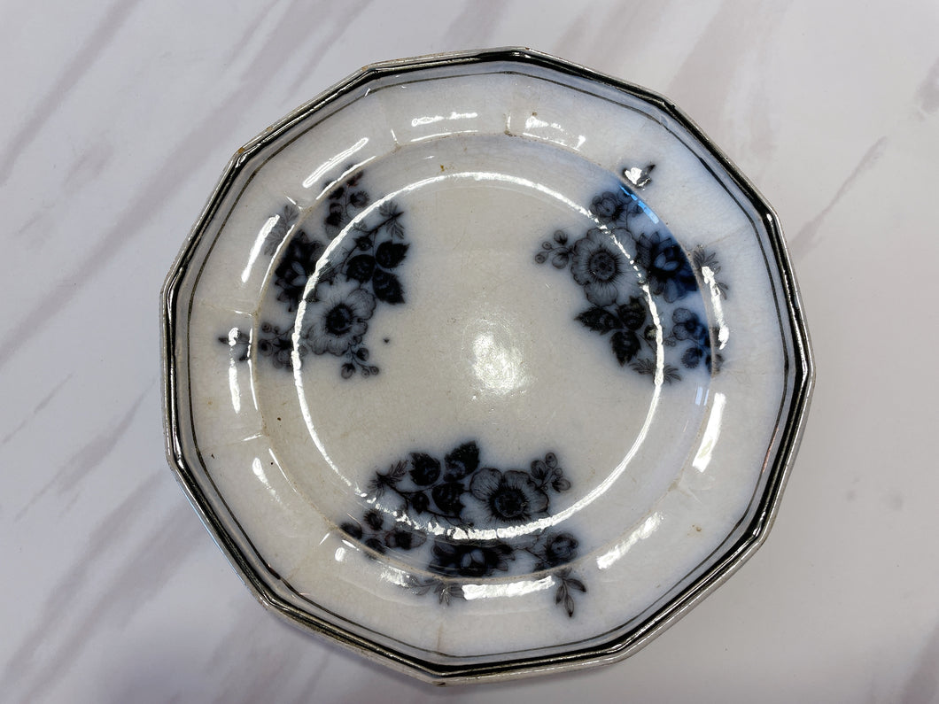Flow Black Mulberry Plate