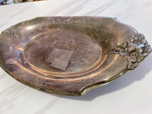Load image into Gallery viewer, Silverplate Oval Tray
