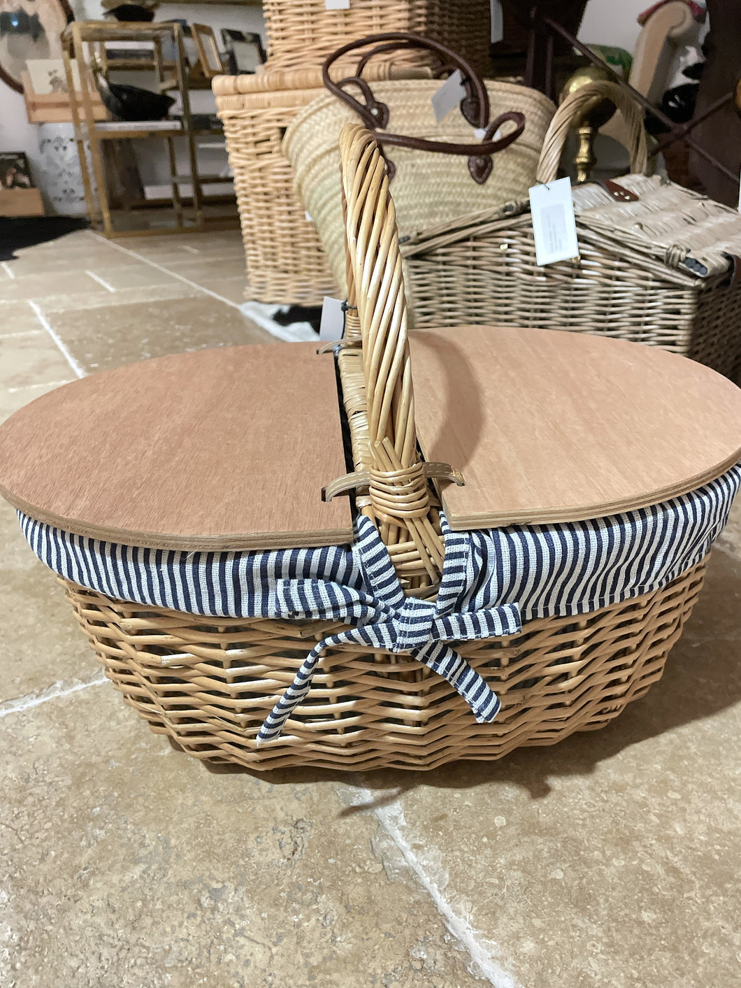 Picnic Basket Flat Top - The Dorothy