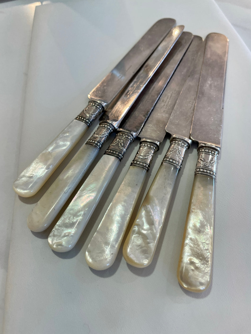 Vintage Knives Mother of Pearl - Meridian set/6