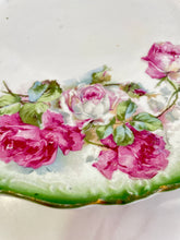 Load image into Gallery viewer, Vintage Floral Plate Roses
